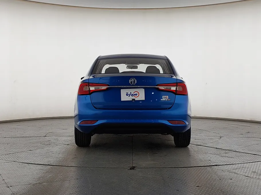 2022 MG 5 STD 
