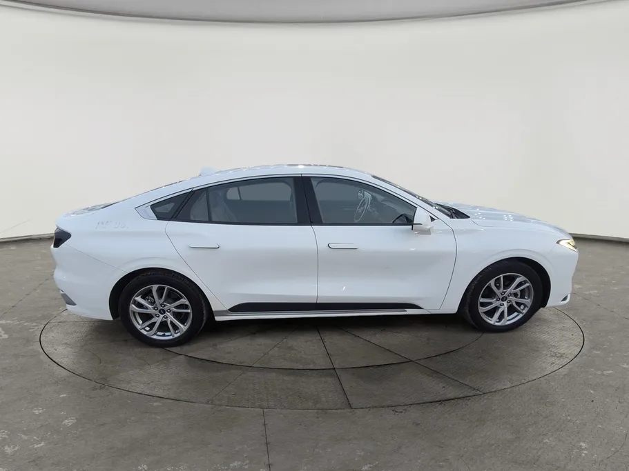 فورد تورس امبيانتي 2023 