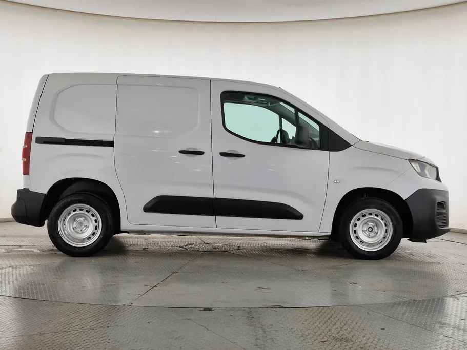بيجو بارتنر Short van 2023 