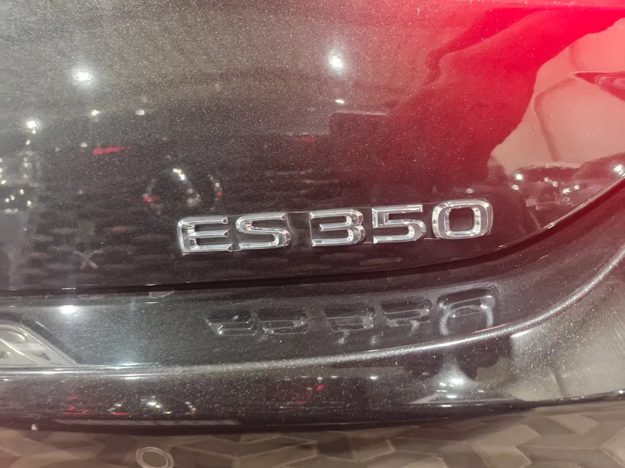 2025 Lexus ES 350 