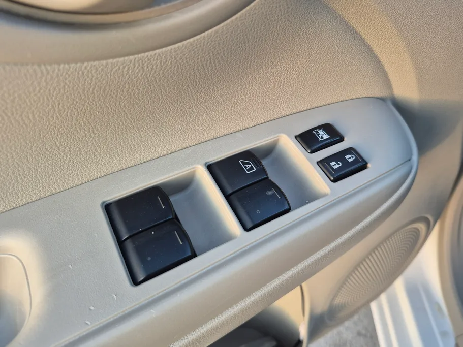 2023 Nissan Sunny SV Comfort 
