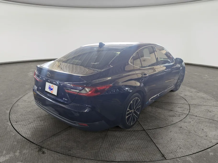 2025 Toyota Camry  LE HEV 