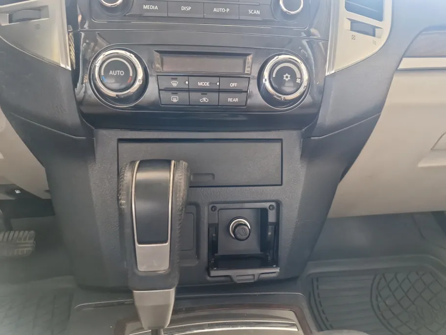 ميتسوبيشي باجيرو GLS 5Doors 2022 