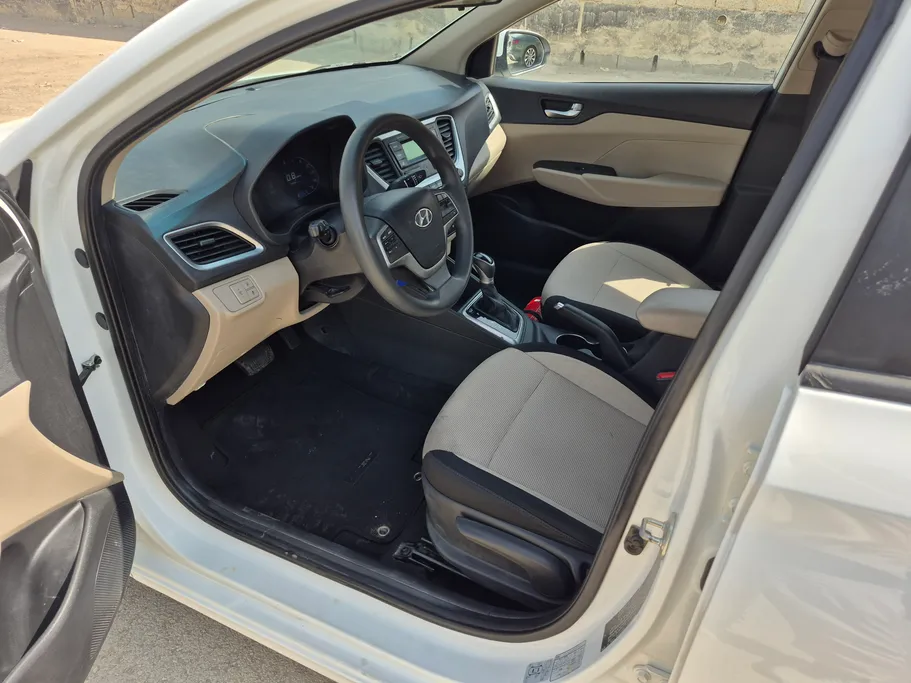 2023 Hyundai Accent Smart 