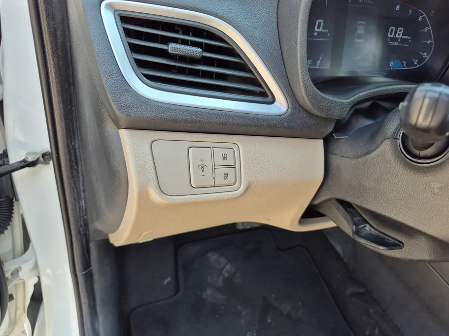 2023 Hyundai Accent Smart 
