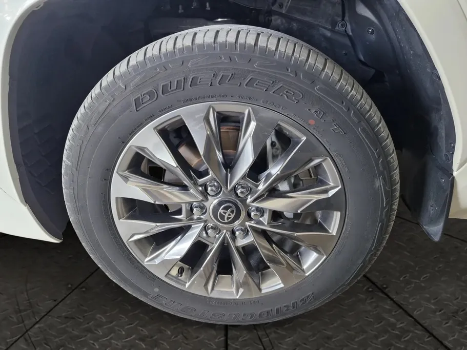 2023 Toyota Land Cruiser GXR4 DSL 