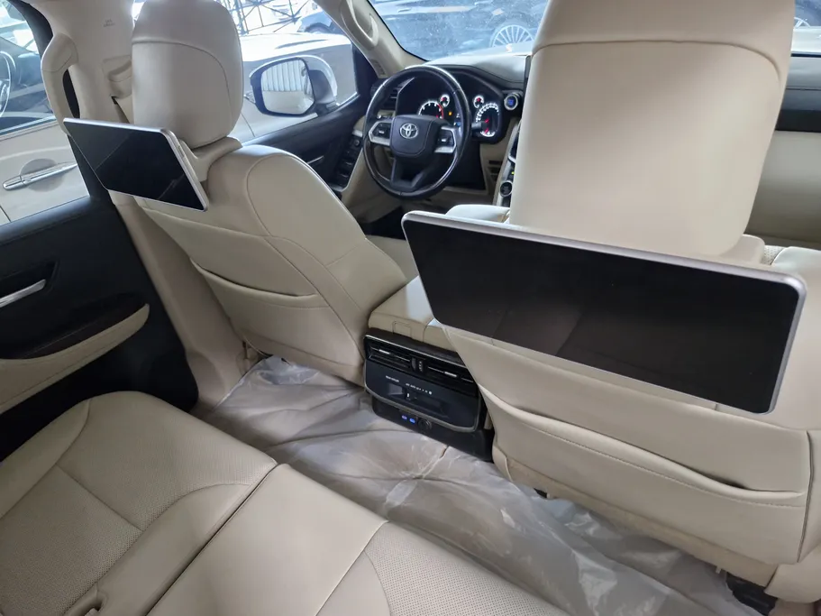 2023 Toyota Land Cruiser GXR4 DSL 