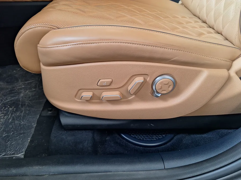 2024 Genesis GV80 Royal 