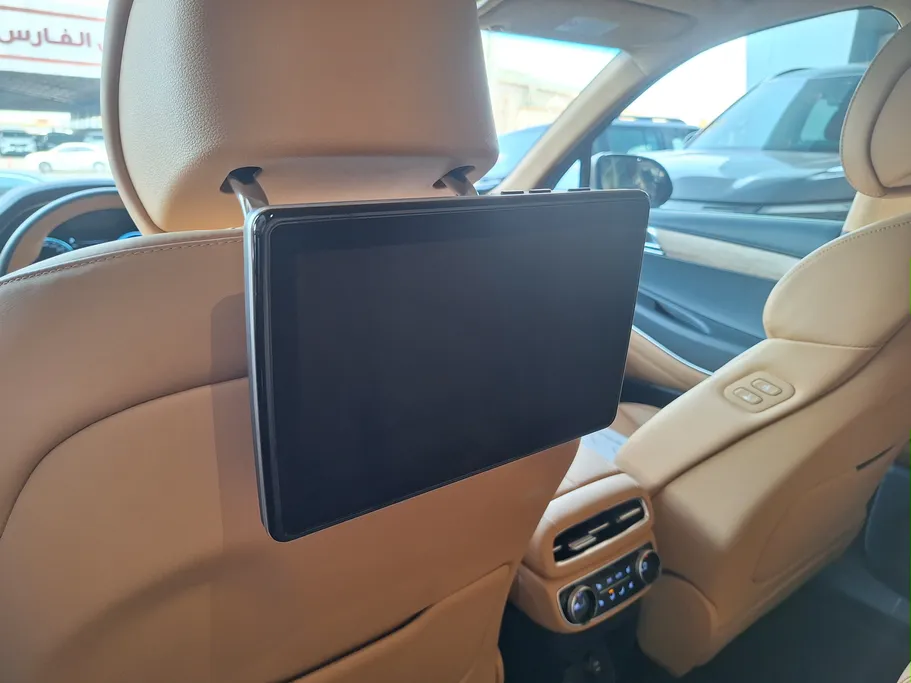 2024 Genesis GV80 Royal 