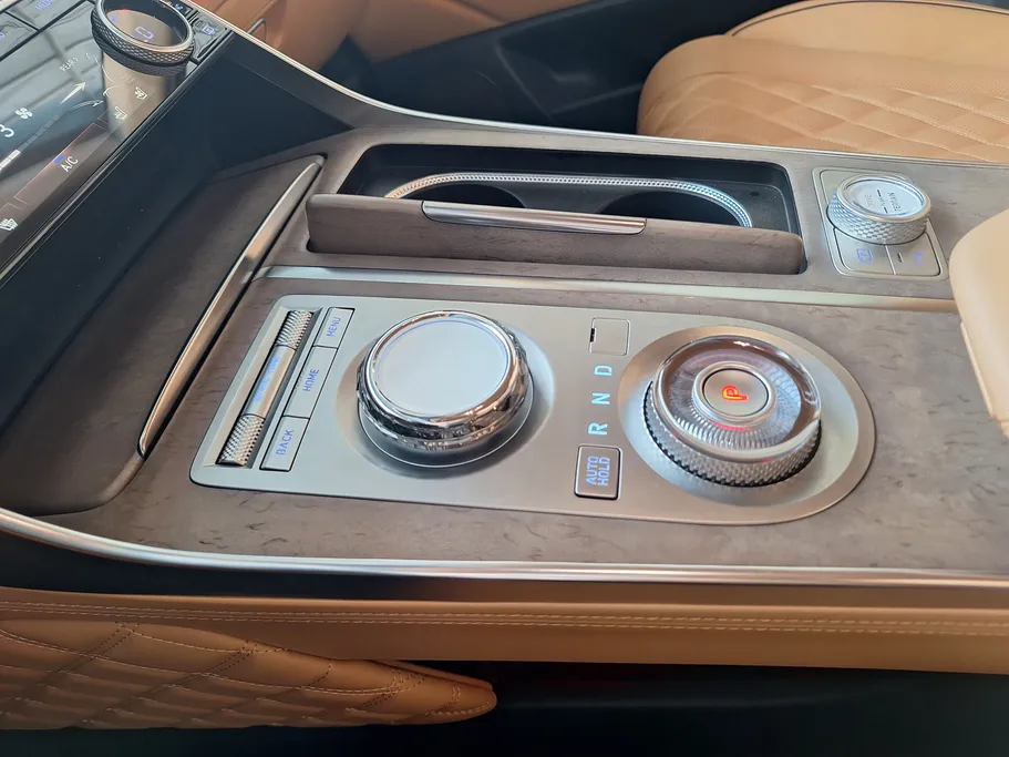2024 Genesis GV80 Royal 