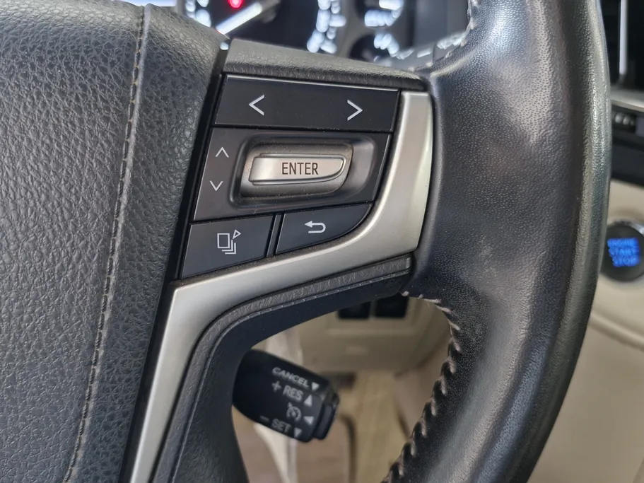 2020 Toyota Land Cruiser GXR Grand Touring 