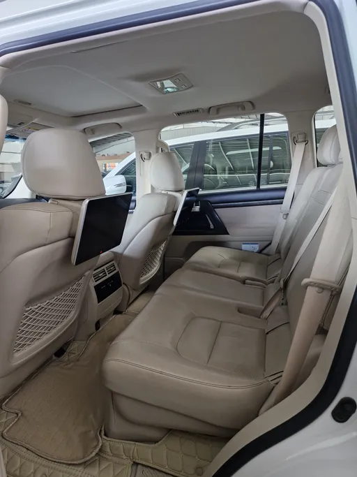 2020 Toyota Land Cruiser GXR Grand Touring 