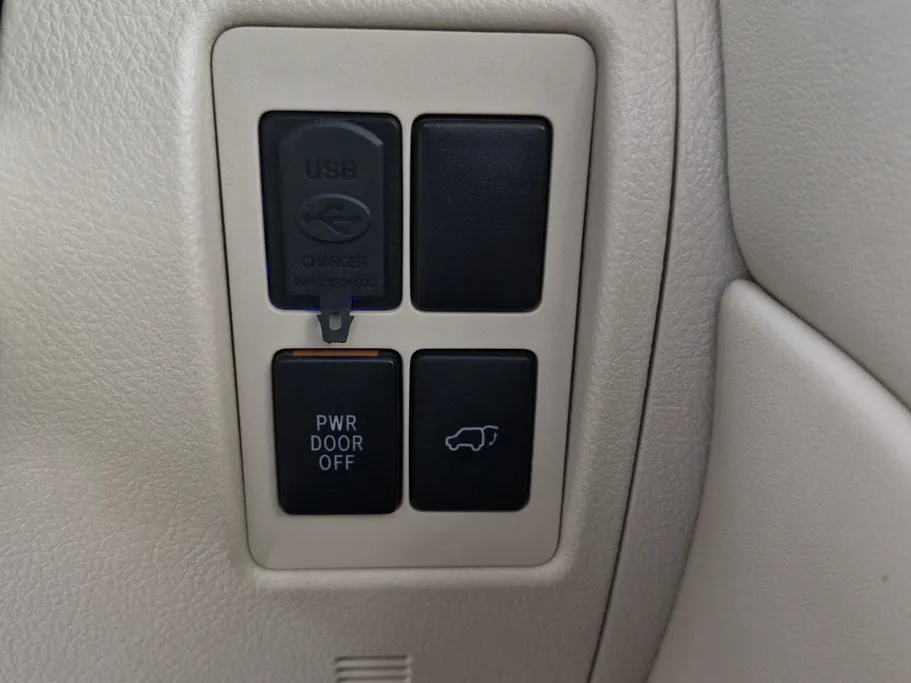 2020 Toyota Land Cruiser GXR Grand Touring 
