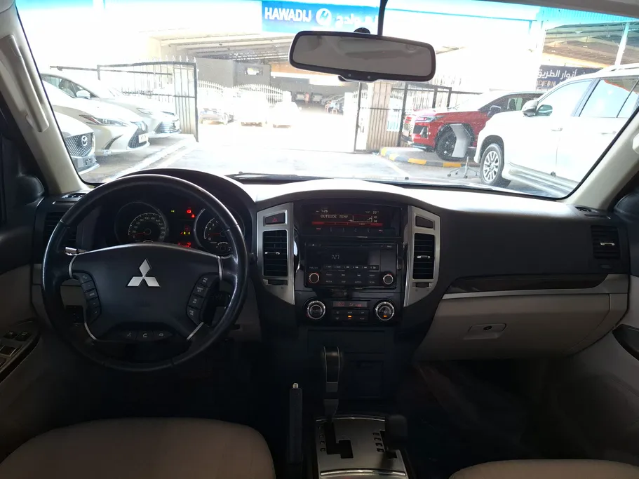 ميتسوبيشي باجيرو GLS 5Doors 2022 