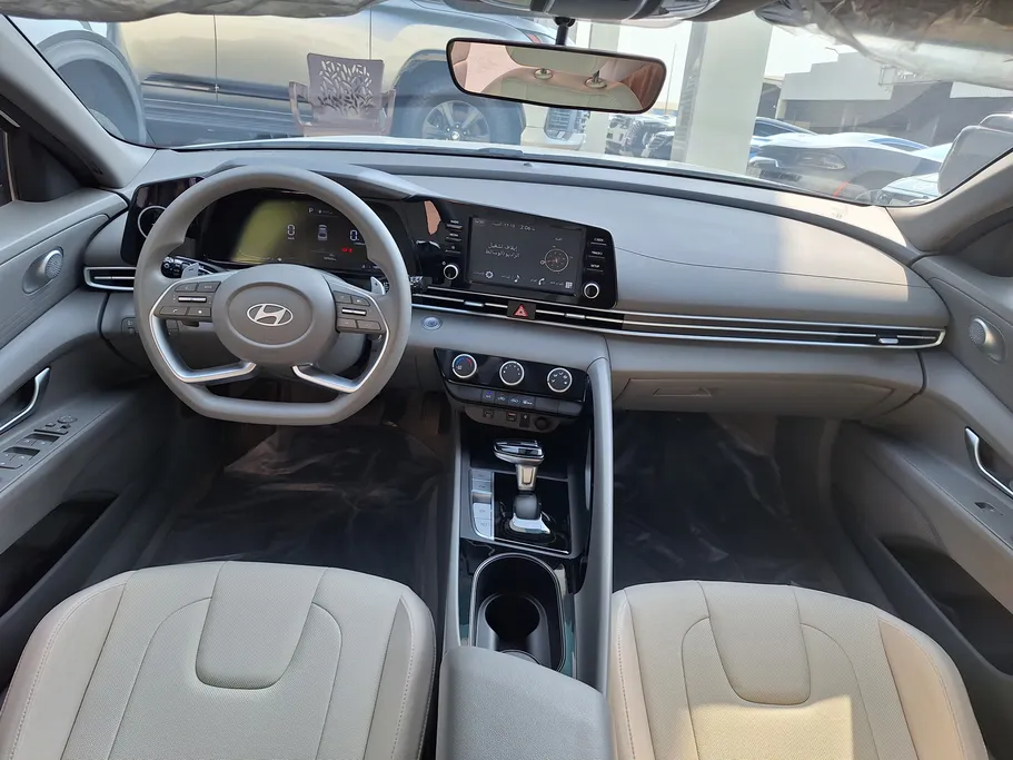 2026 Hyundai Elantra Smart Plus 