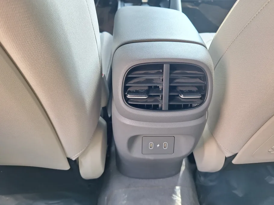 2026 Hyundai Elantra Smart Plus 