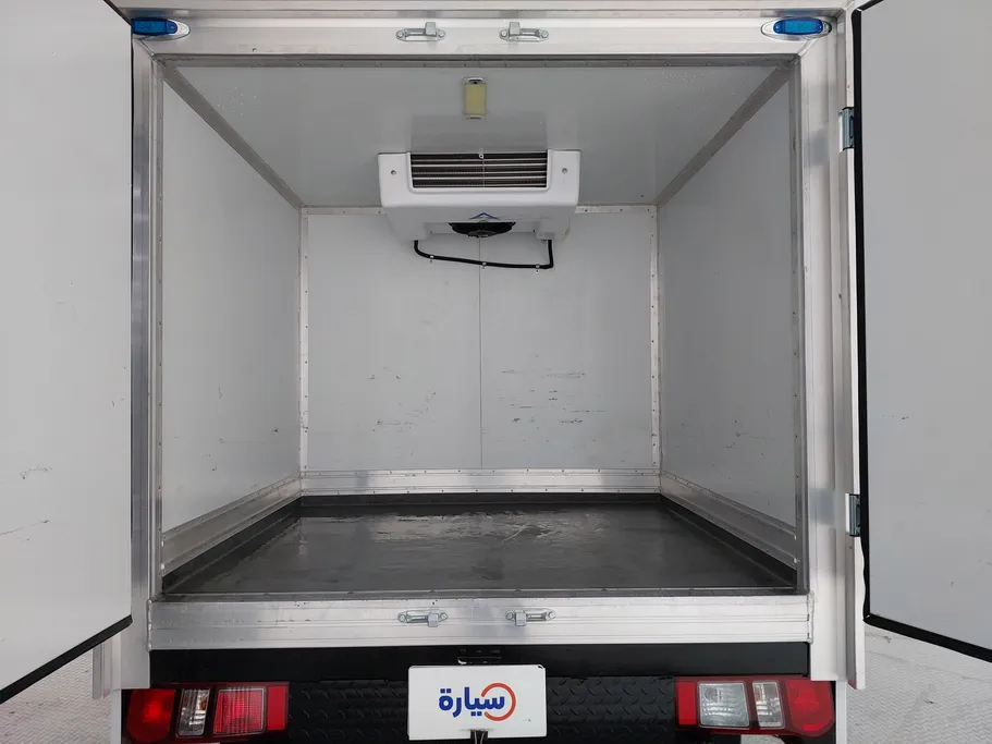 ايسوزو دي ماكس Crew Cab 2025 