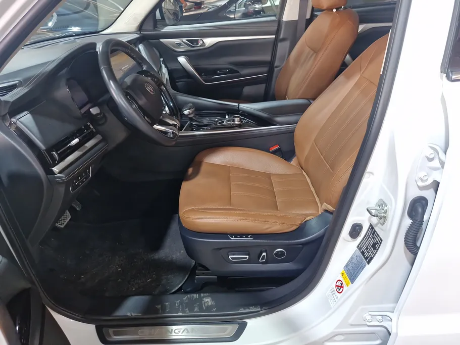 2022 Changan CS95 Royal 