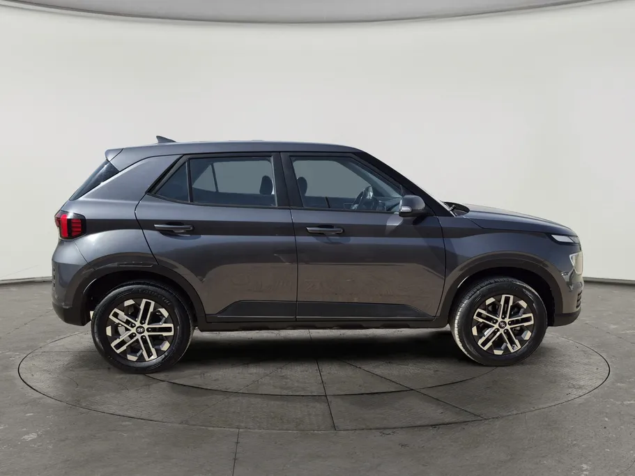 2024 Hyundai Venue Smart 