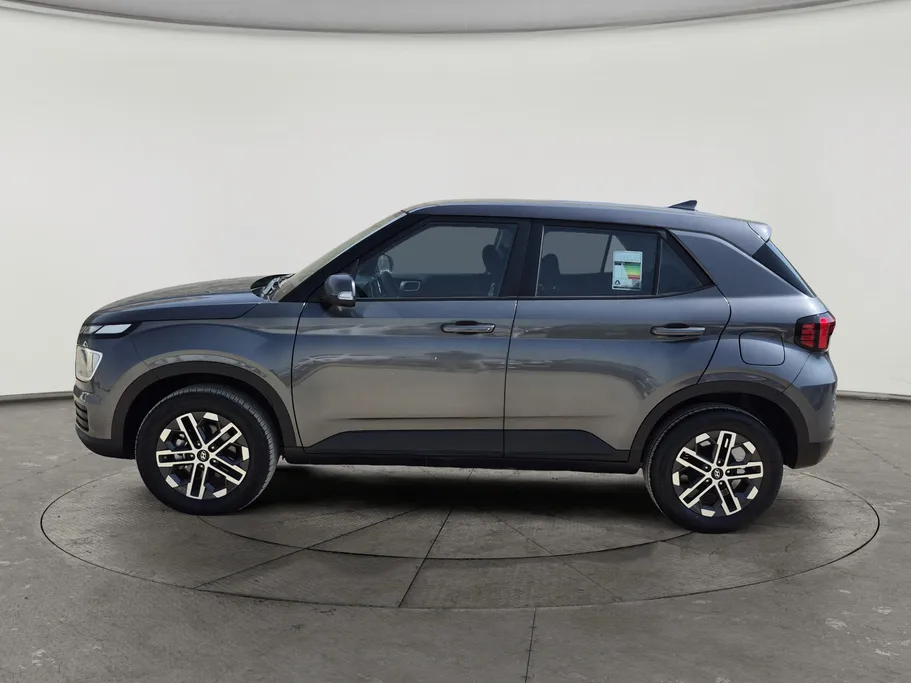 2024 Hyundai Venue Smart 