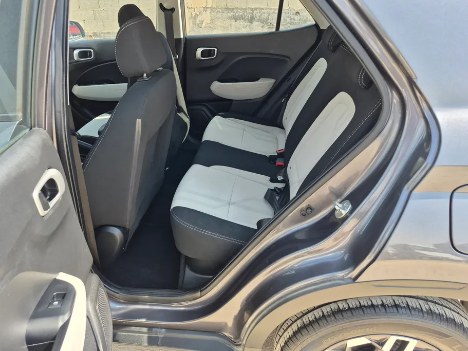 2024 Hyundai Venue Smart 