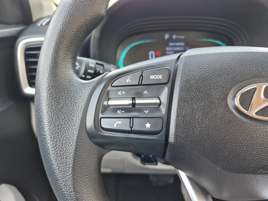 2024 Hyundai Venue Smart 