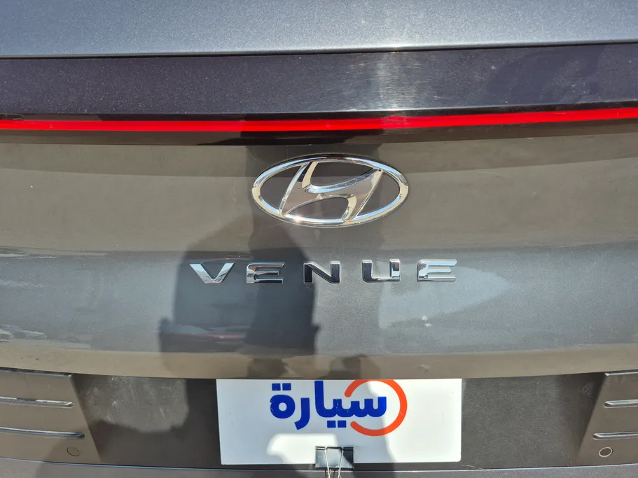 2024 Hyundai Venue Smart 