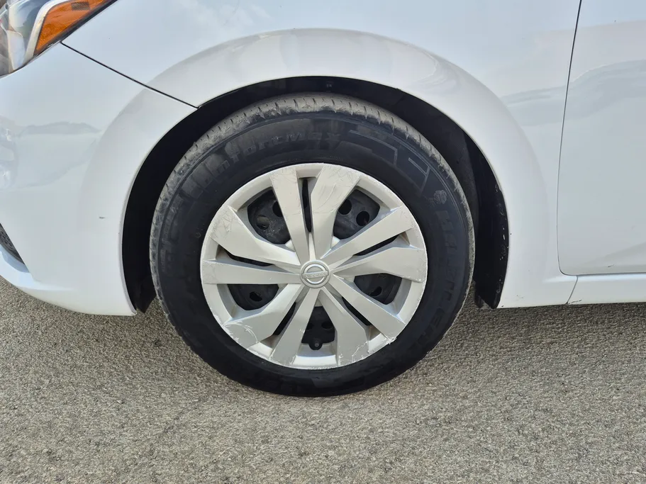 2022 Nissan Sunny SL New Shape 