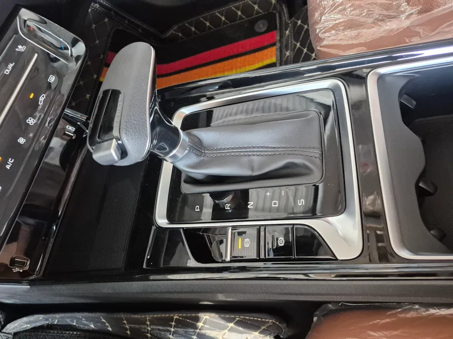 2025 FAW Bestune B70 Comfort 