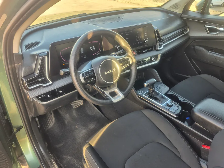 2025 Kia Sportage LX 