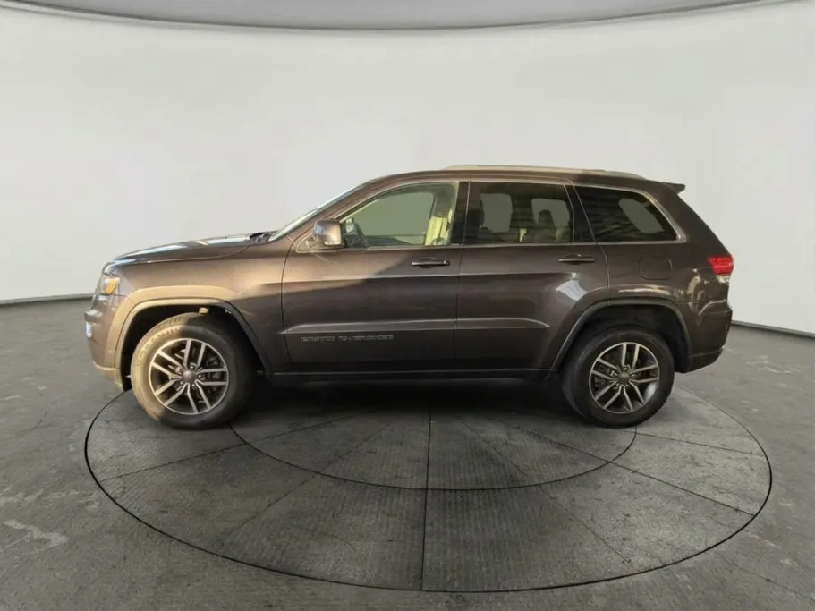 2021 Jeep Grand Cherokee لاريدو 