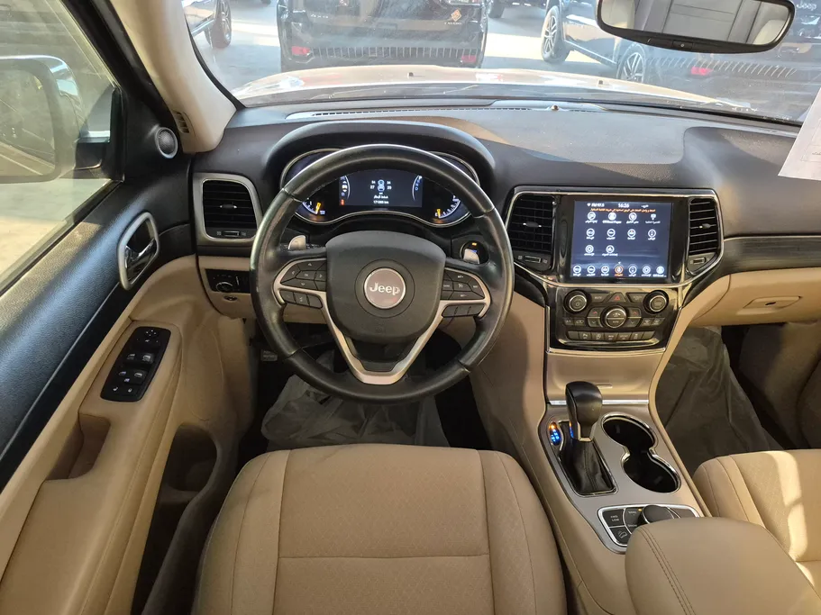 2021 Jeep Grand Cherokee لاريدو 