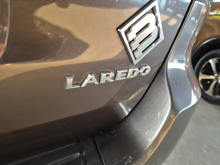 2021 Jeep Grand Cherokee لاريدو 