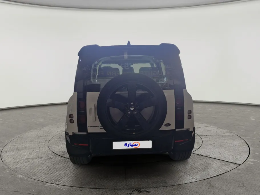 2022 Land Rover Defender P400 S  