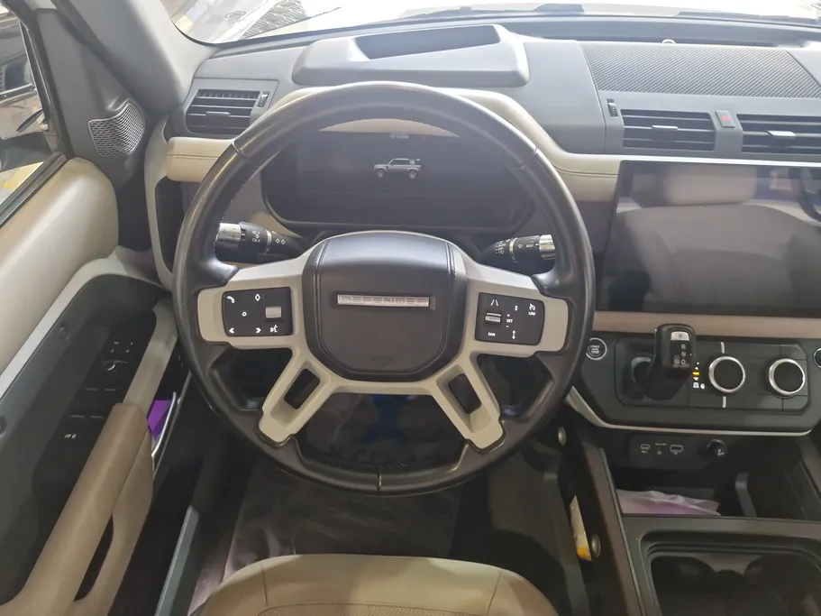 2022 Land Rover Defender P400 S  