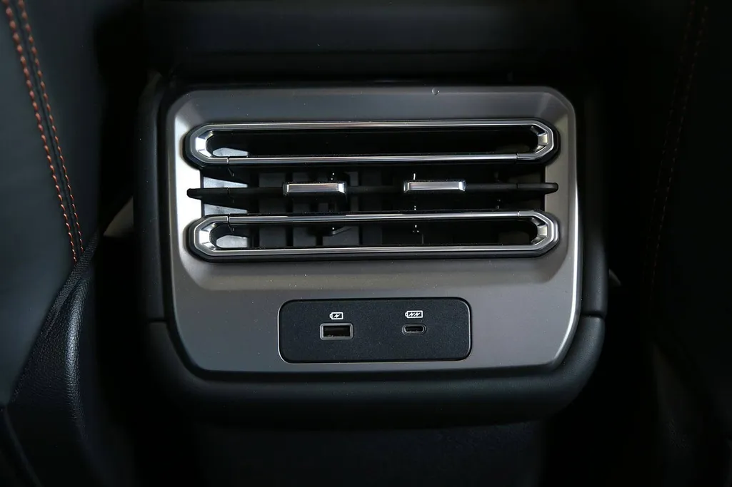 2027 Jetour T1 Luxury 