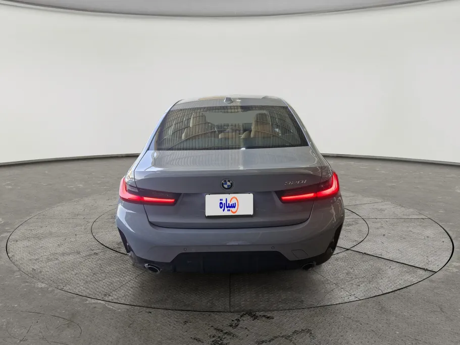 2023 BMW 3 Series 320i  