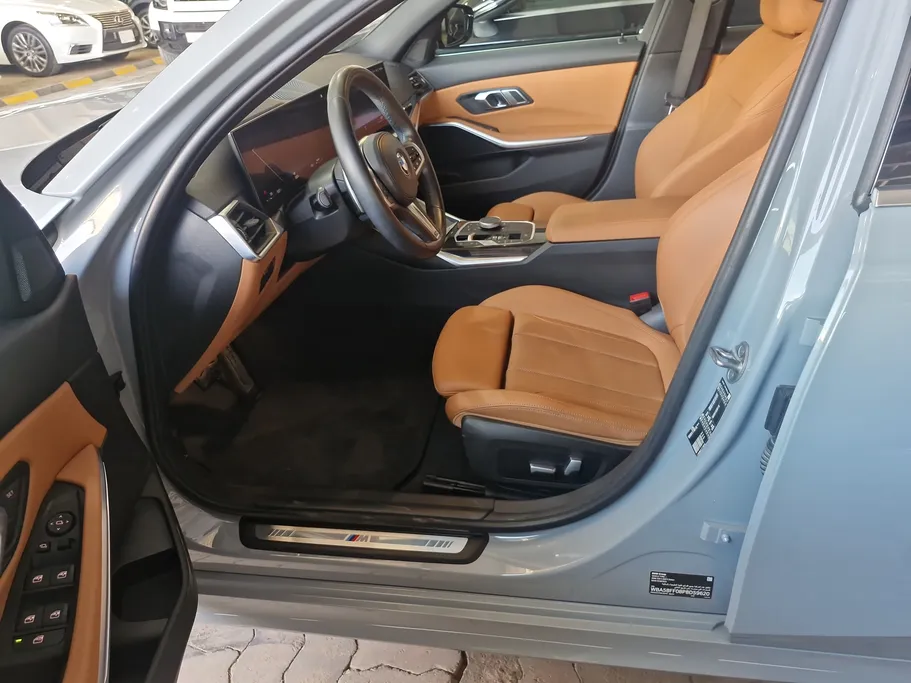 2023 BMW 3 Series 320i  