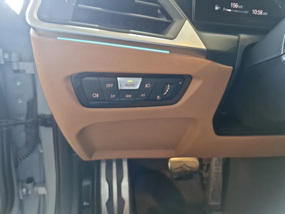 2023 BMW 3 Series 320i  