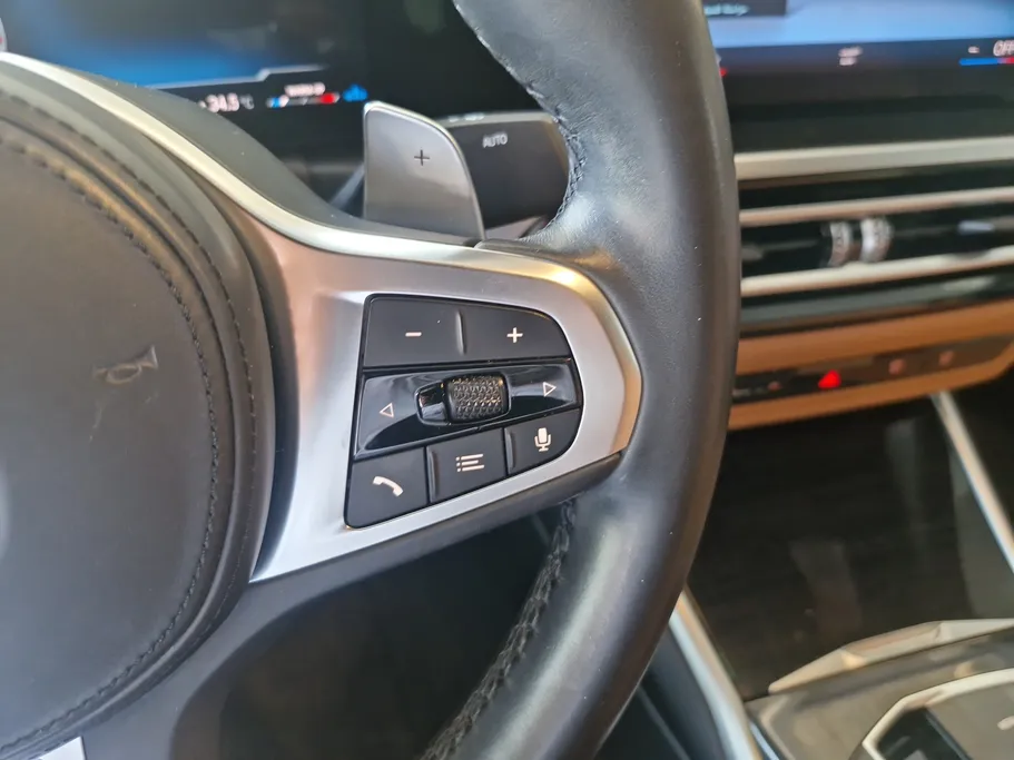 2023 BMW 3 Series 320i  