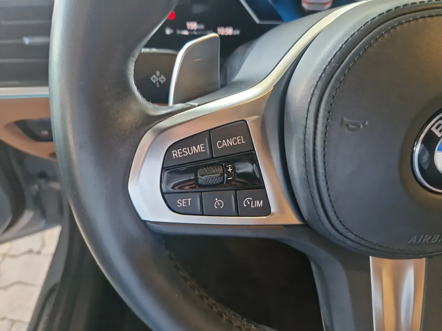2023 BMW 3 Series 320i  