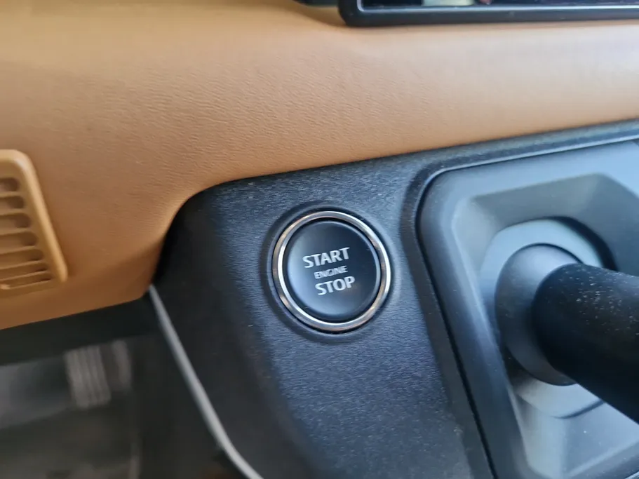 2023 Land Rover Defender P400 S  