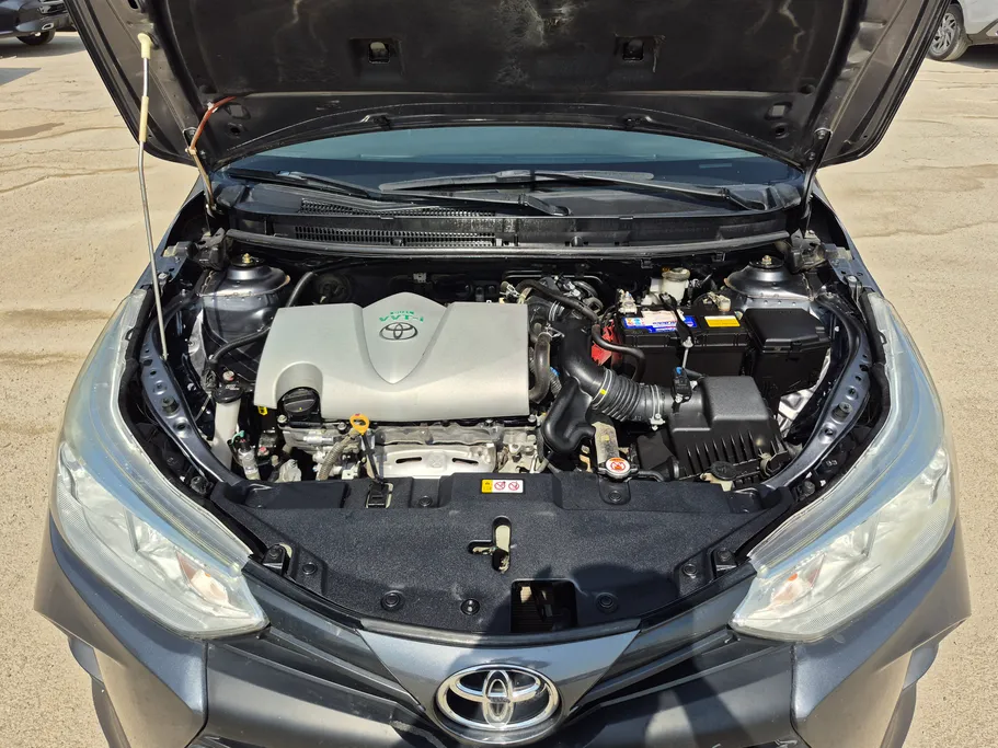 2022 Toyota Yaris  Y 