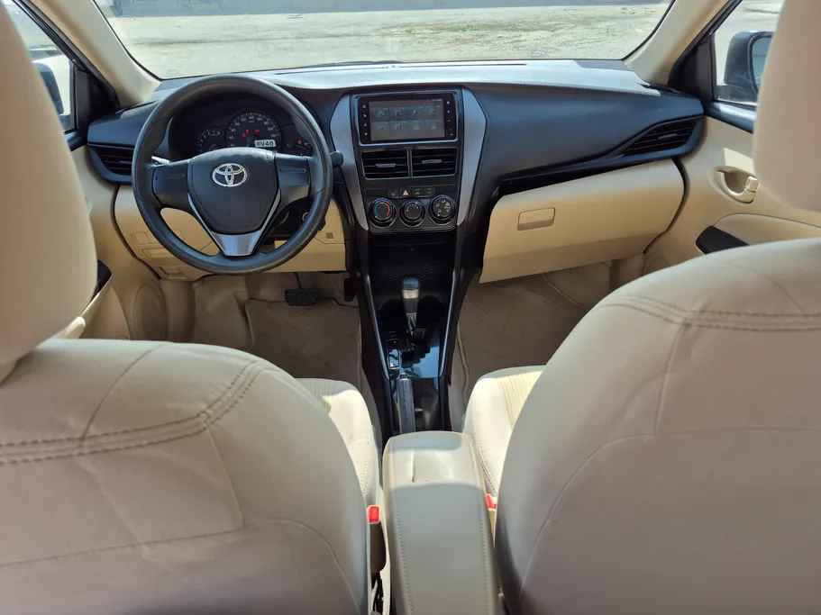 2022 Toyota Yaris  Y 