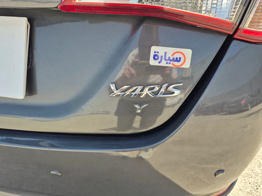 2022 Toyota Yaris  Y 