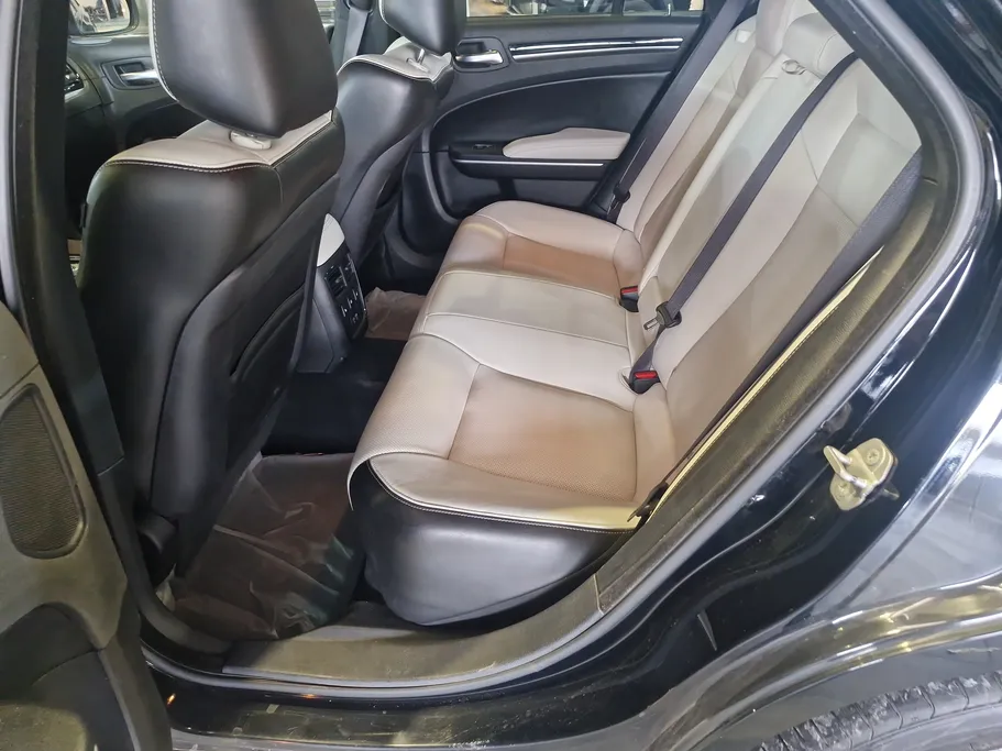 2021 Chrysler 300 S 