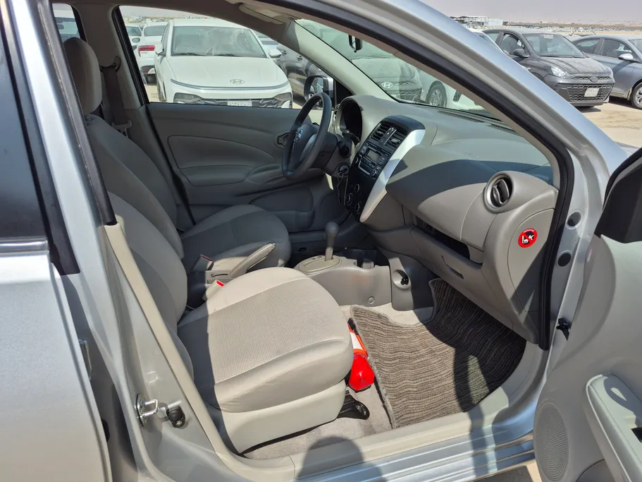 2021 Nissan Sunny SV 