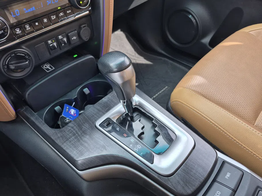 2025 Toyota Fortuner VX3 