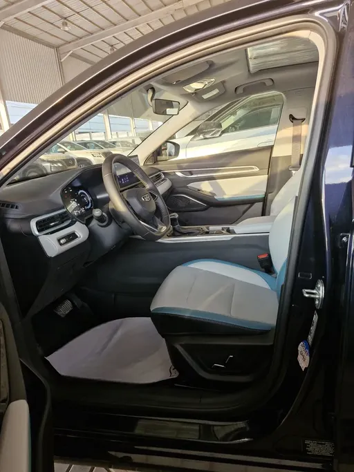 2025 Geely Emgrand GF 