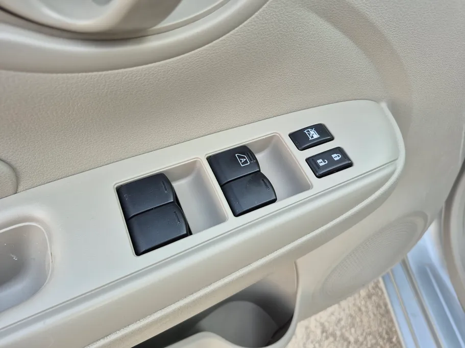2024 Nissan Sunny SV Comfort 